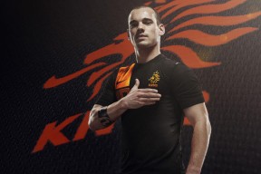 曼联签下新门将，增强防线，曼联新球员名单