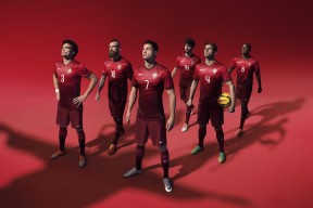 曼城在激烈决赛中夺得冠军头衔